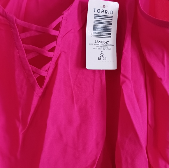 NWT Torrid Tank - Picture 2 of 2